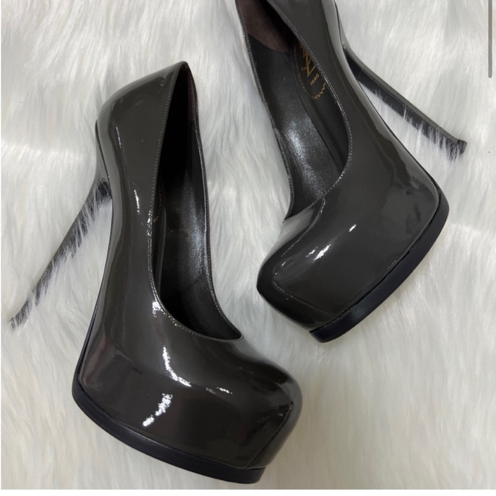YSL charcoal grey Patent Leather Pumps